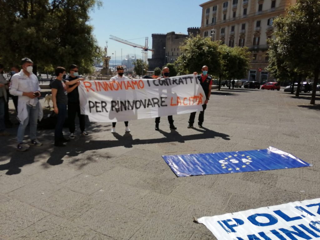 Mobilitazione Proroga contratti Presidio PALAZZO SAN GIACOMO