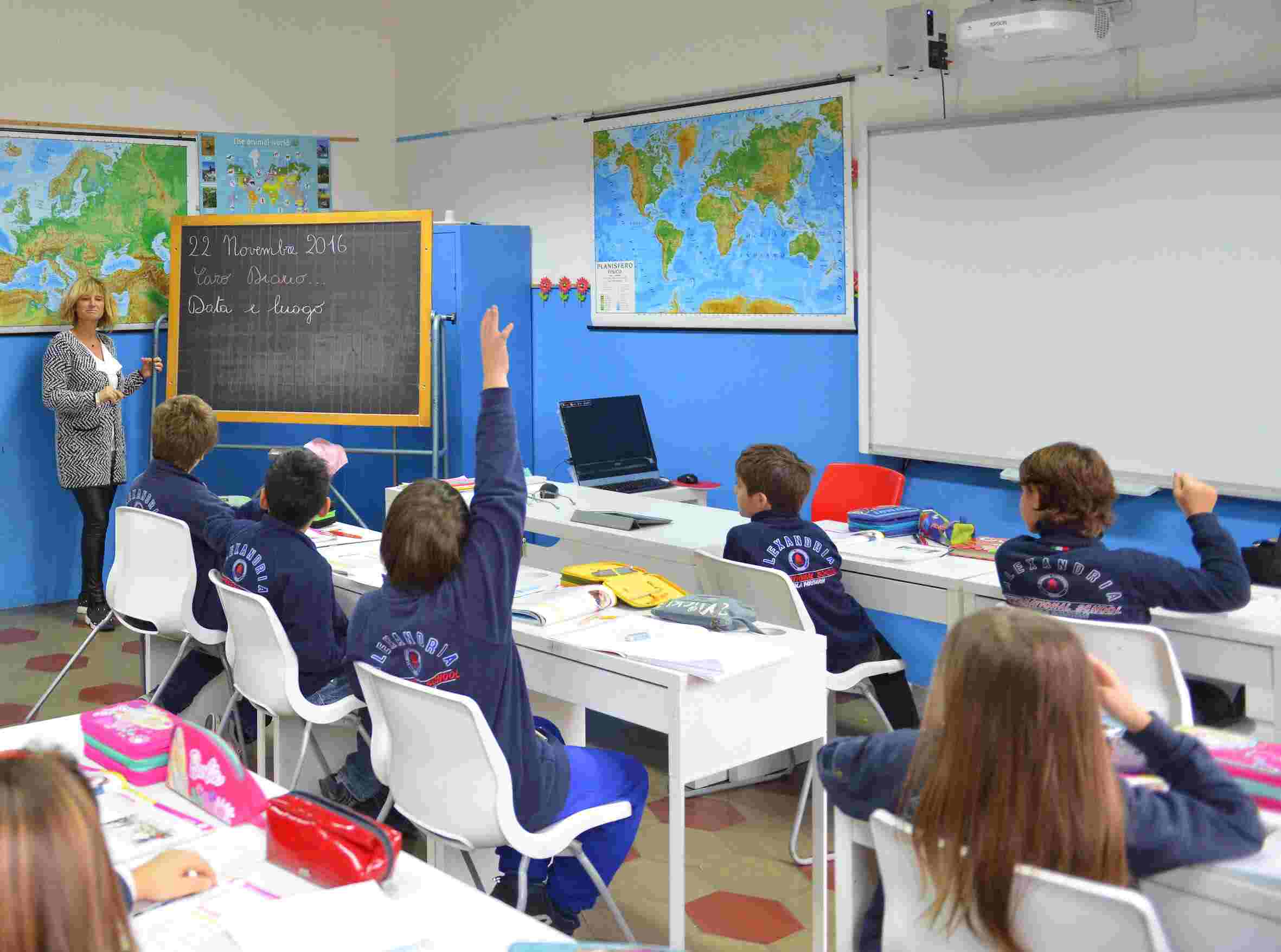 BLOCCATO IL CONTRATTO NAZIONALE  FUNZIONI LOCALI 2022-2024  COSA PERDONO I LAVORATORI DEL SETTORE EDUCATIVO E SCOLASTICO